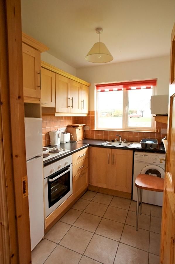 Дома для отпуска Burren Way Cottages Балливон-11